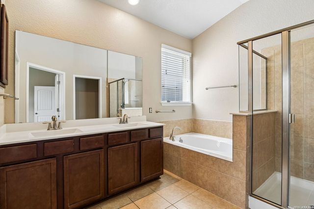 6718 Rose Farm, San Antonio, TX 78249