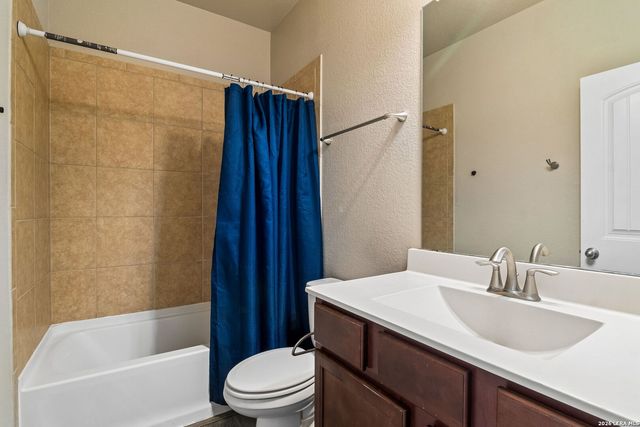 6718 Rose Farm, San Antonio, TX 78249