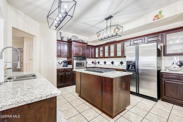 12512 SUN HAVEN Drive, El Paso, TX 79938
