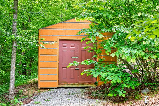 234 Cedar Point Lane, Monticello, KY 42633