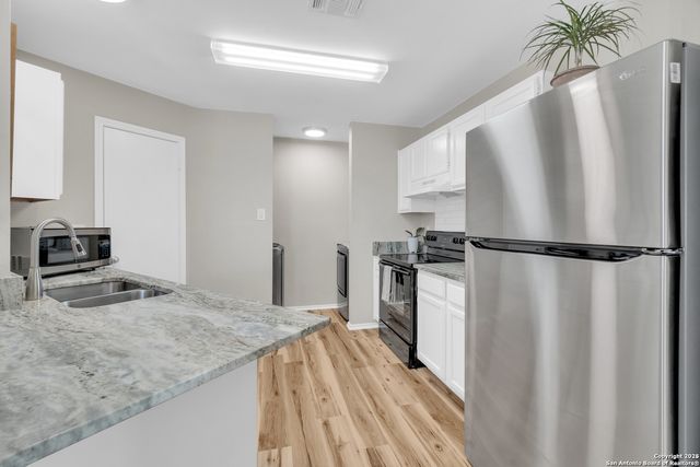 8722 Ridge Moon, San Antonio, TX 78239