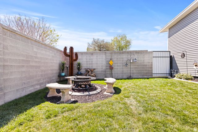 3712 W 7910 S, West Jordan, UT 84088