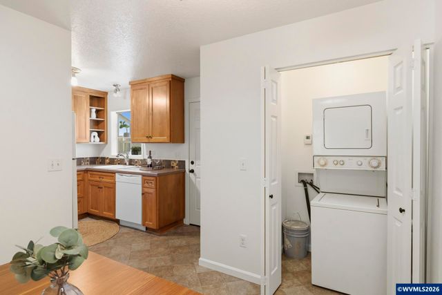 5720 SW Main Av, Beaverton, OR 97005