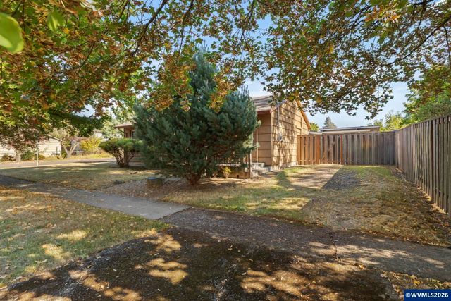 5720 SW Main Av, Beaverton, OR 97005