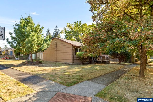 5720 SW Main Av, Beaverton, OR 97005