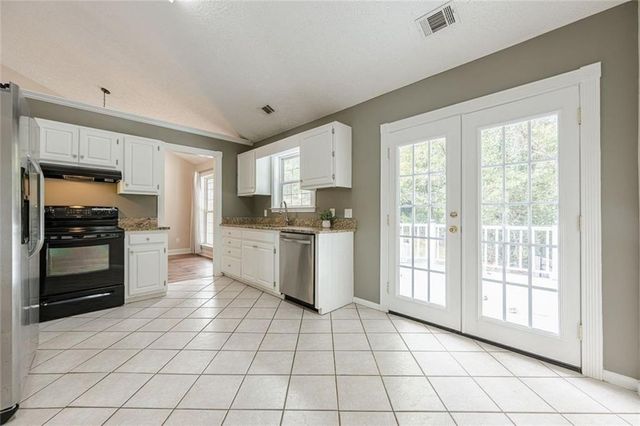 391 Pinewood Place, Dahlonega, GA 30533