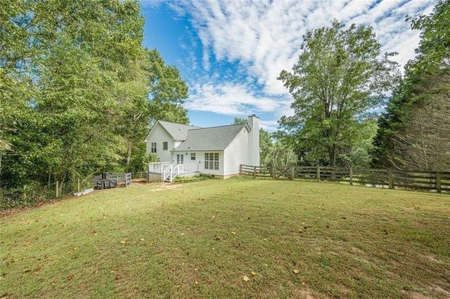 391 Pinewood Place, Dahlonega, GA 30533