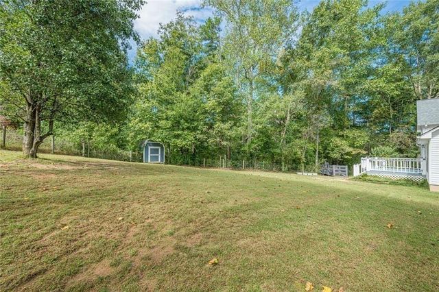 391 Pinewood Place, Dahlonega, GA 30533