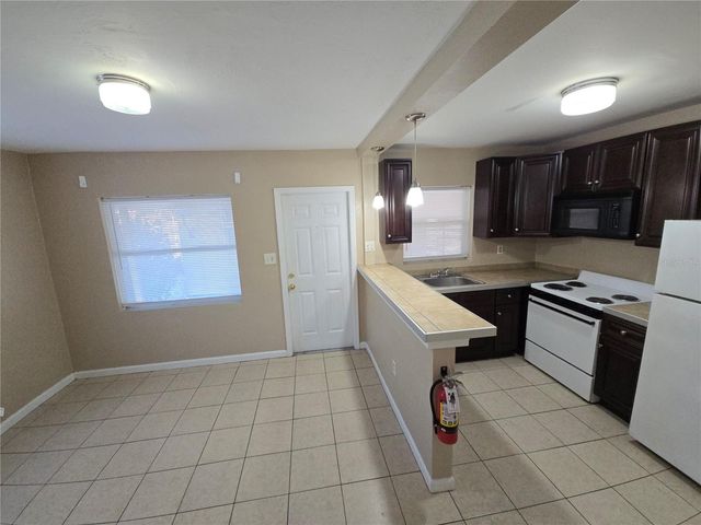 953 6TH STREET SE, Winter Haven, FL 33880