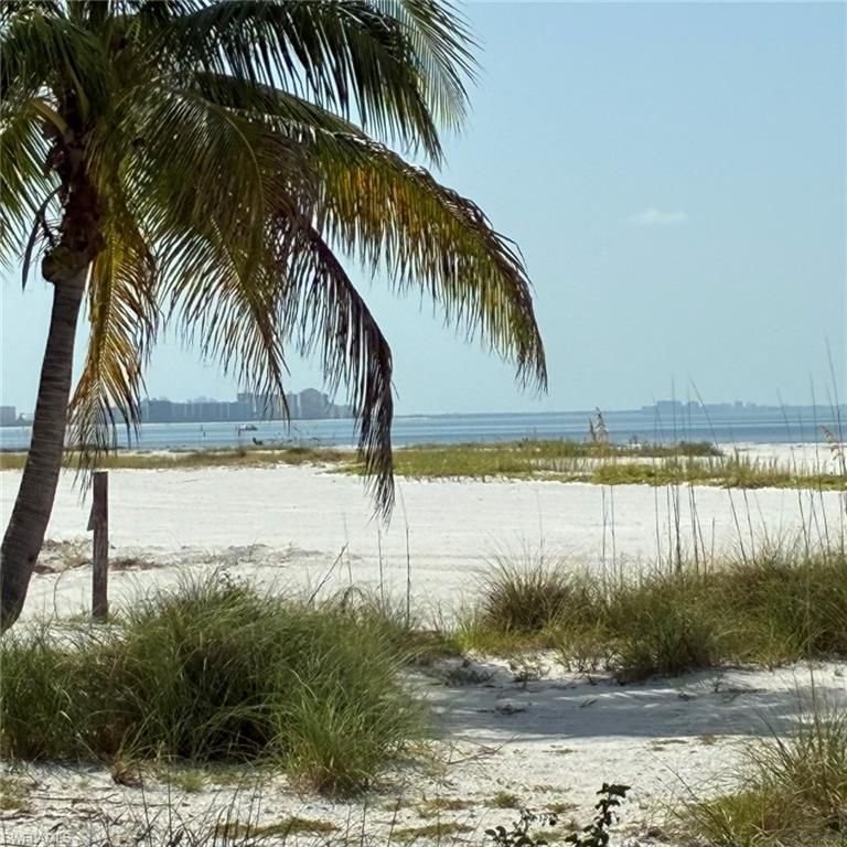 2550 Estero BLVD 12, FORT MYERS BEACH, FL 33931 — exterior