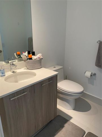 501 NE 31st St 1905, Miami, FL 33125