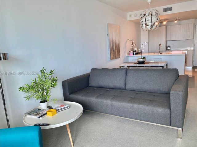 501 NE 31st St 1905, Miami, FL 33125