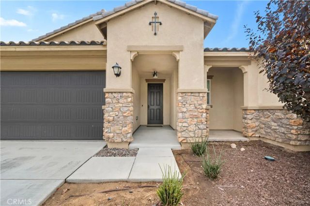 569 Pooish, San Jacinto, CA 92582