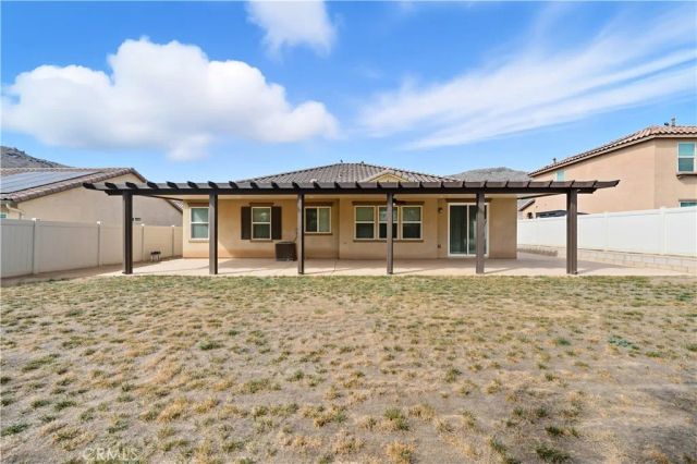 569 Pooish, San Jacinto, CA 92582