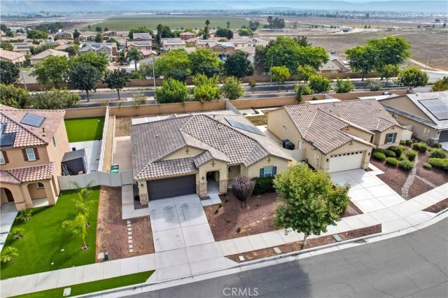 569 Pooish, San Jacinto, CA 92582