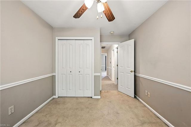 702 W Lake CIR, Chesapeake, VA 23322