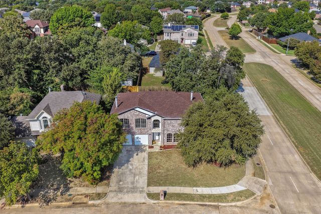 2122 Meadowview Drive, Corinth, TX 76210