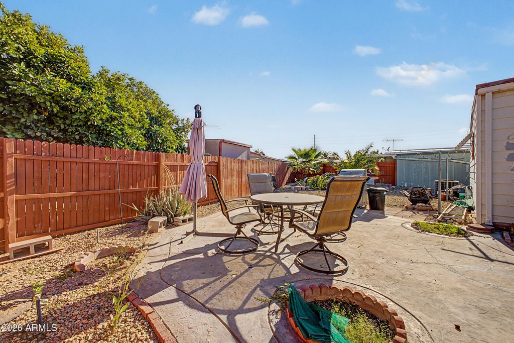 Image 26 of property listing at 10201 N 99TH Avenue 70b, Peoria, AZ 85345