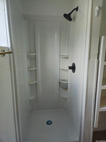 957 Crystal, San Antonio, TX 78211