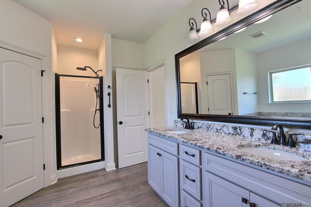 26838 Elmcrest Dr, Denham Springs, LA 70726