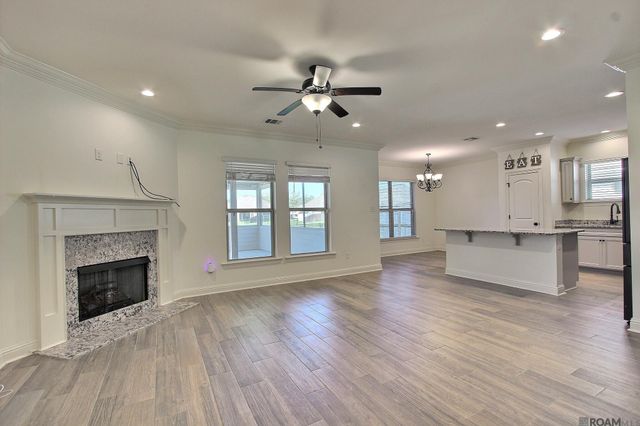 26838 Elmcrest Dr, Denham Springs, LA 70726