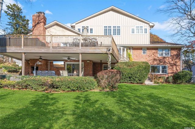 45 Peach Drive, East Hills, NY 11576