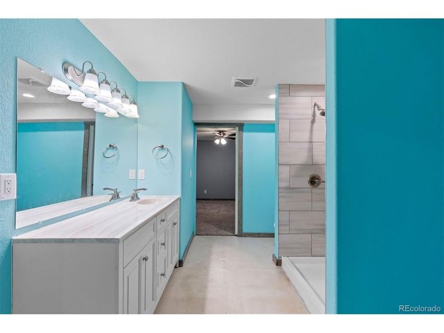 49915 E Antelope Dr, Bennett, CO 80102