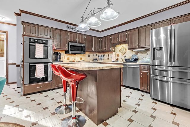 8951 GLENDALE CV, Memphis, TN 38018