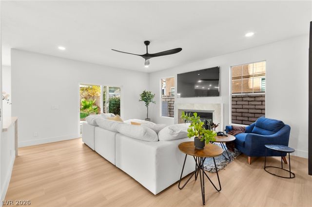 2511 Hacker Drive, Henderson, NV 89074