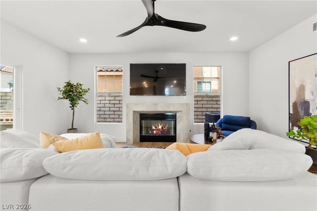 2511 Hacker Drive, Henderson, NV 89074