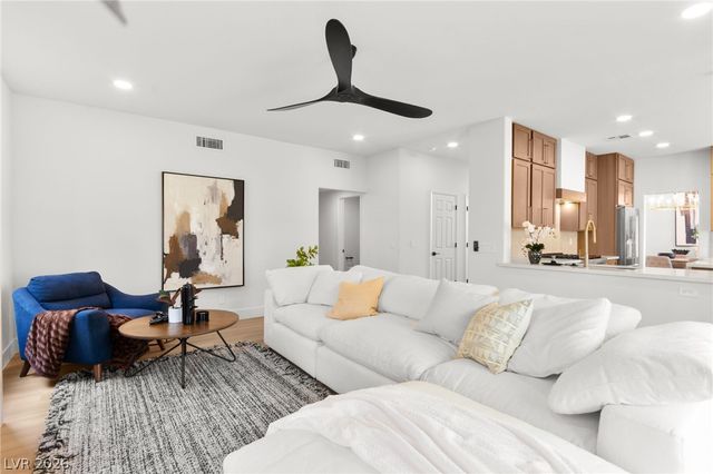 2511 Hacker Drive, Henderson, NV 89074