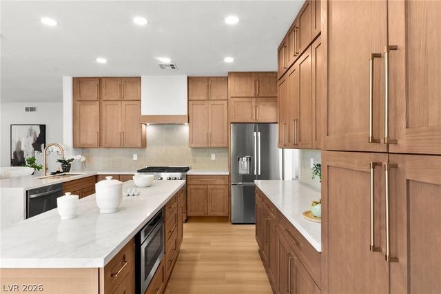 2511 Hacker Drive, Henderson, NV 89074