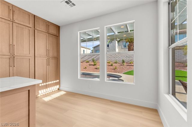 2511 Hacker Drive, Henderson, NV 89074