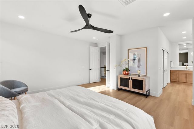 2511 Hacker Drive, Henderson, NV 89074