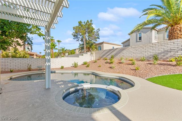 2511 Hacker Drive, Henderson, NV 89074