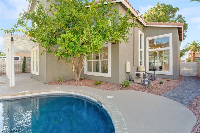 2511 Hacker Drive, Henderson, NV 89074
