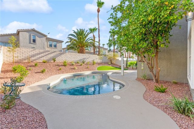 2511 Hacker Drive, Henderson, NV 89074