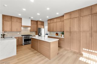 2511 Hacker Drive, Henderson, NV 89074