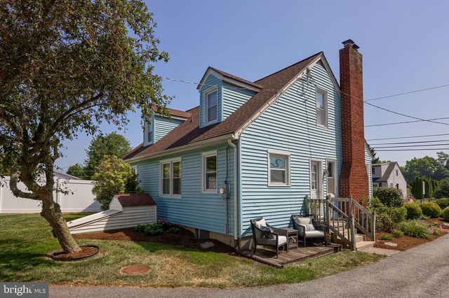 148 CREST AVE, Lancaster, PA 17602