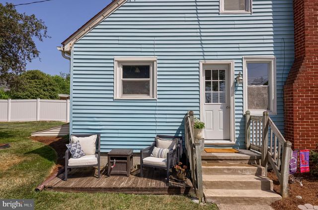 148 CREST AVE, Lancaster, PA 17602