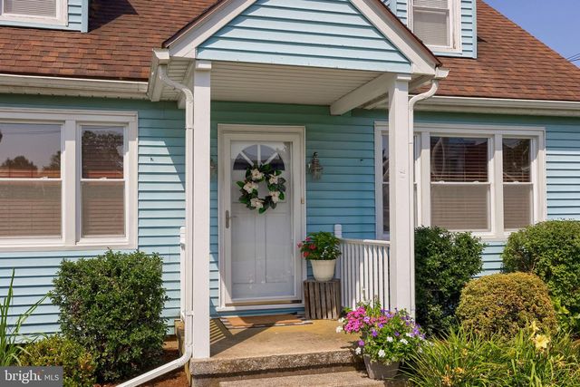 148 CREST AVE, Lancaster, PA 17602