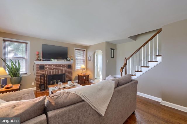 148 CREST AVE, Lancaster, PA 17602