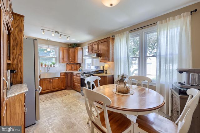 148 CREST AVE, Lancaster, PA 17602