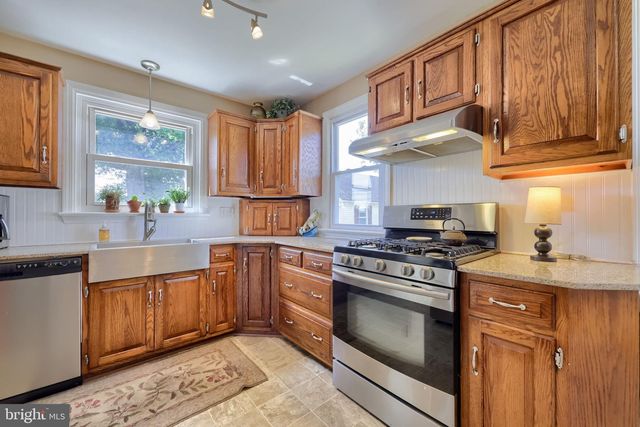 148 CREST AVE, Lancaster, PA 17602