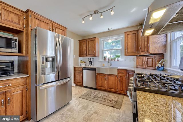 148 CREST AVE, Lancaster, PA 17602