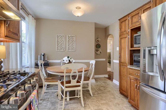 148 CREST AVE, Lancaster, PA 17602