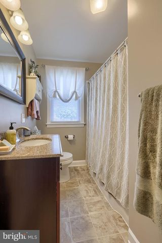 148 CREST AVE, Lancaster, PA 17602