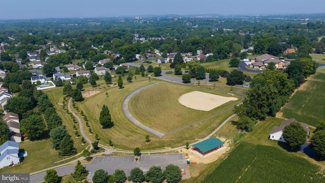 148 CREST AVE, Lancaster, PA 17602