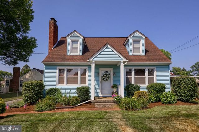 148 CREST AVE, Lancaster, PA 17602