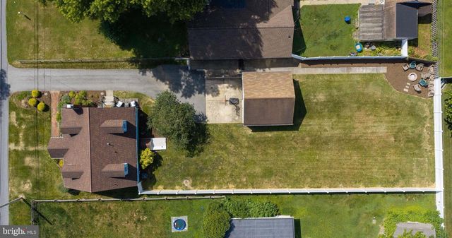 148 CREST AVE, Lancaster, PA 17602